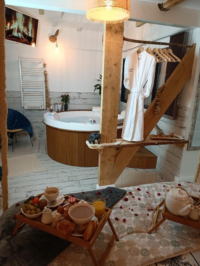 Le Marechal Duplex - Appartement Avec Jacuzzi - Caen Hyper Centre エクステリア 写真