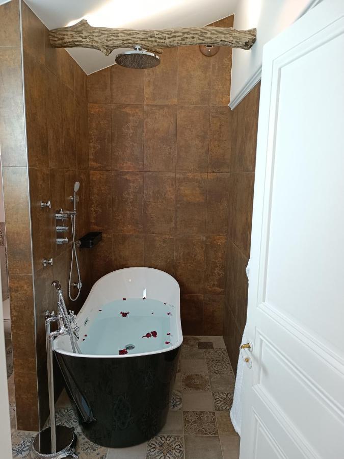 Le Marechal Duplex - Appartement Avec Jacuzzi - Caen Hyper Centre エクステリア 写真